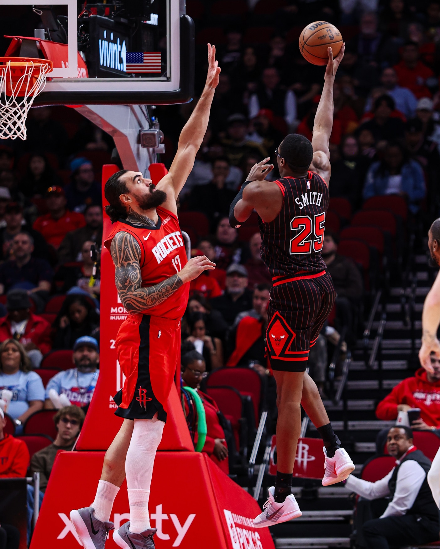 Tre Jones scores career-high 34 points as Bulls fall to Rockets in back ...