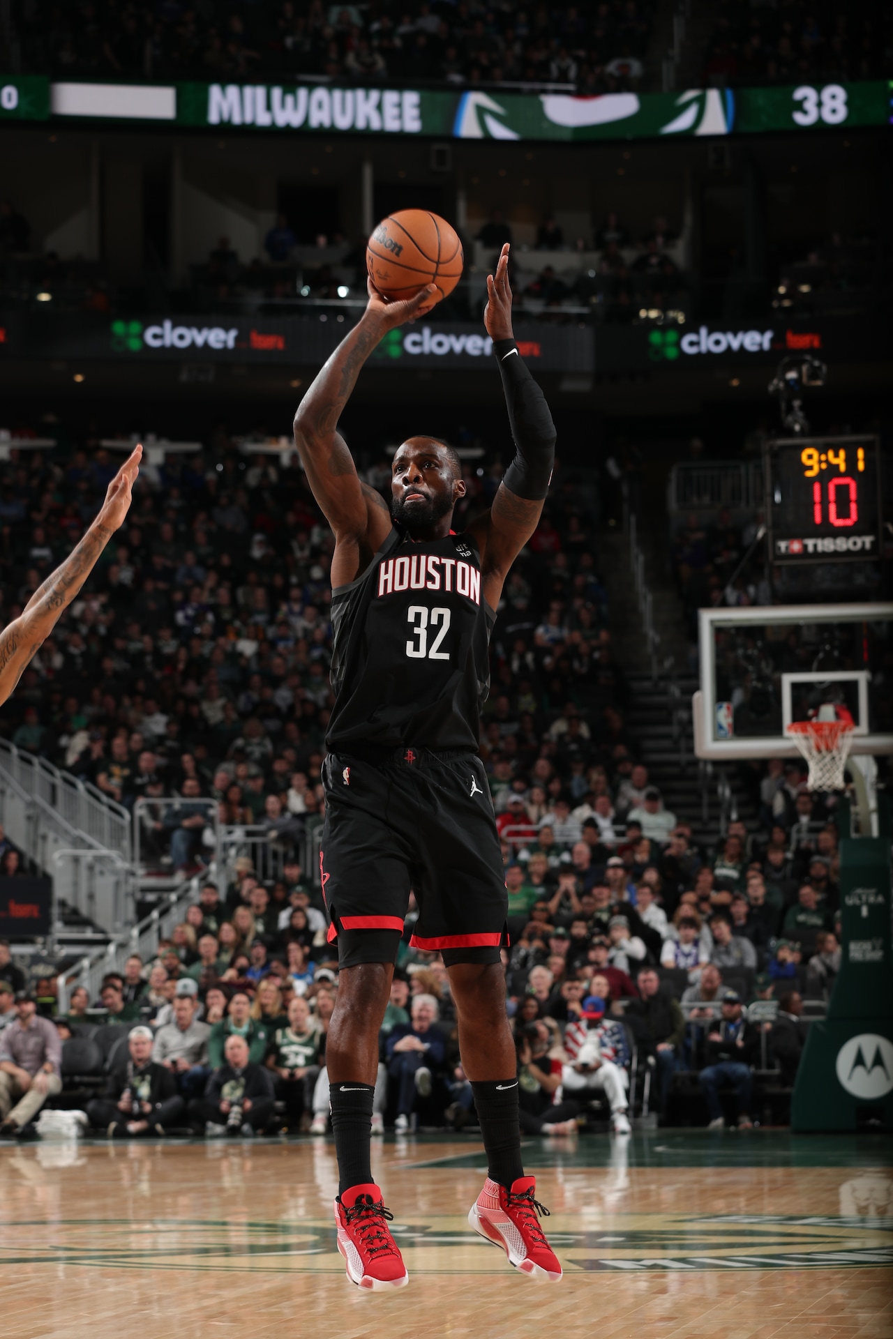 Photos: Rockets vs. Bucks 12/17/23 Photo Gallery | NBA.com