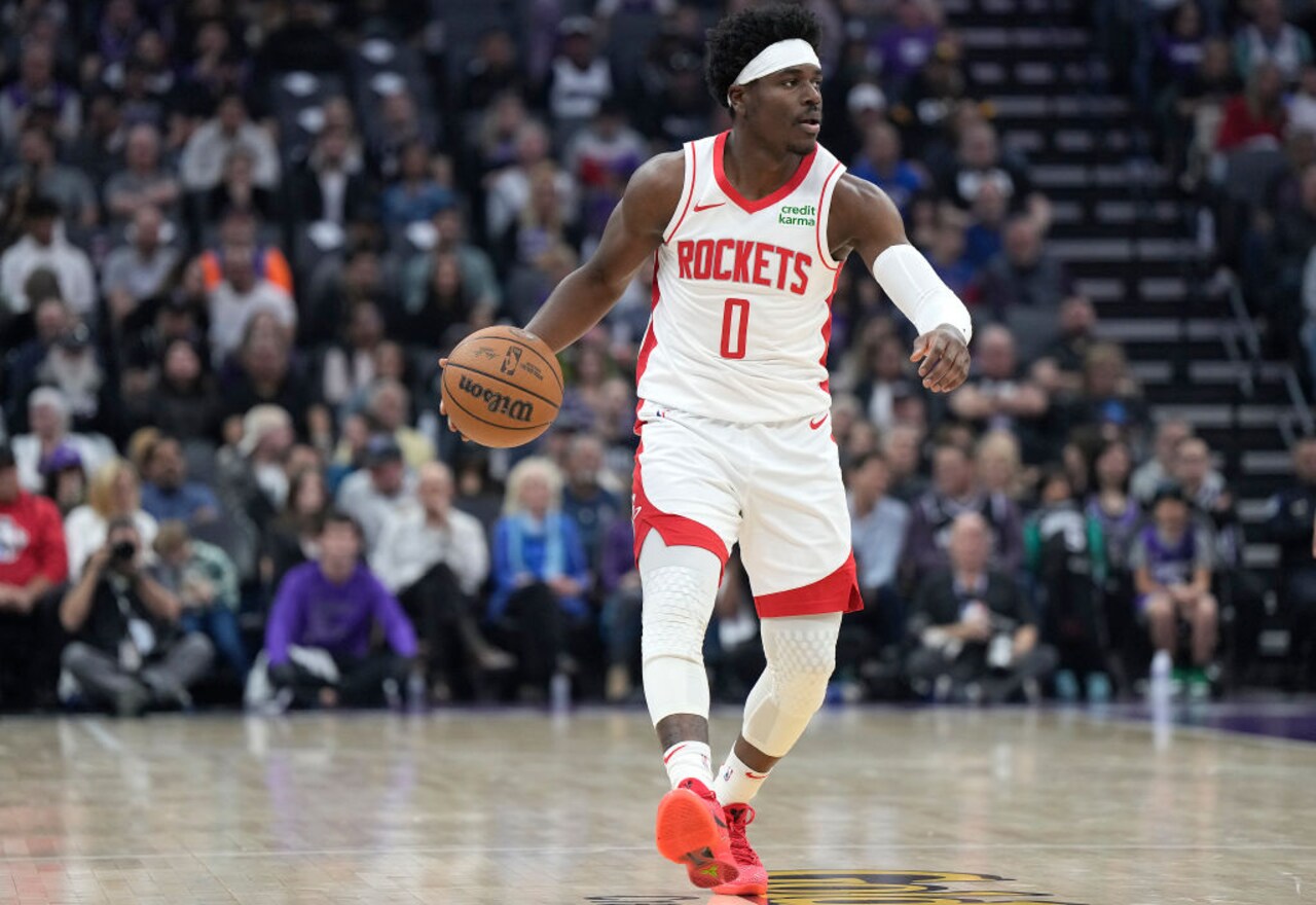 Rockets Re-Sign Aaron Holiday | Houston Rockets