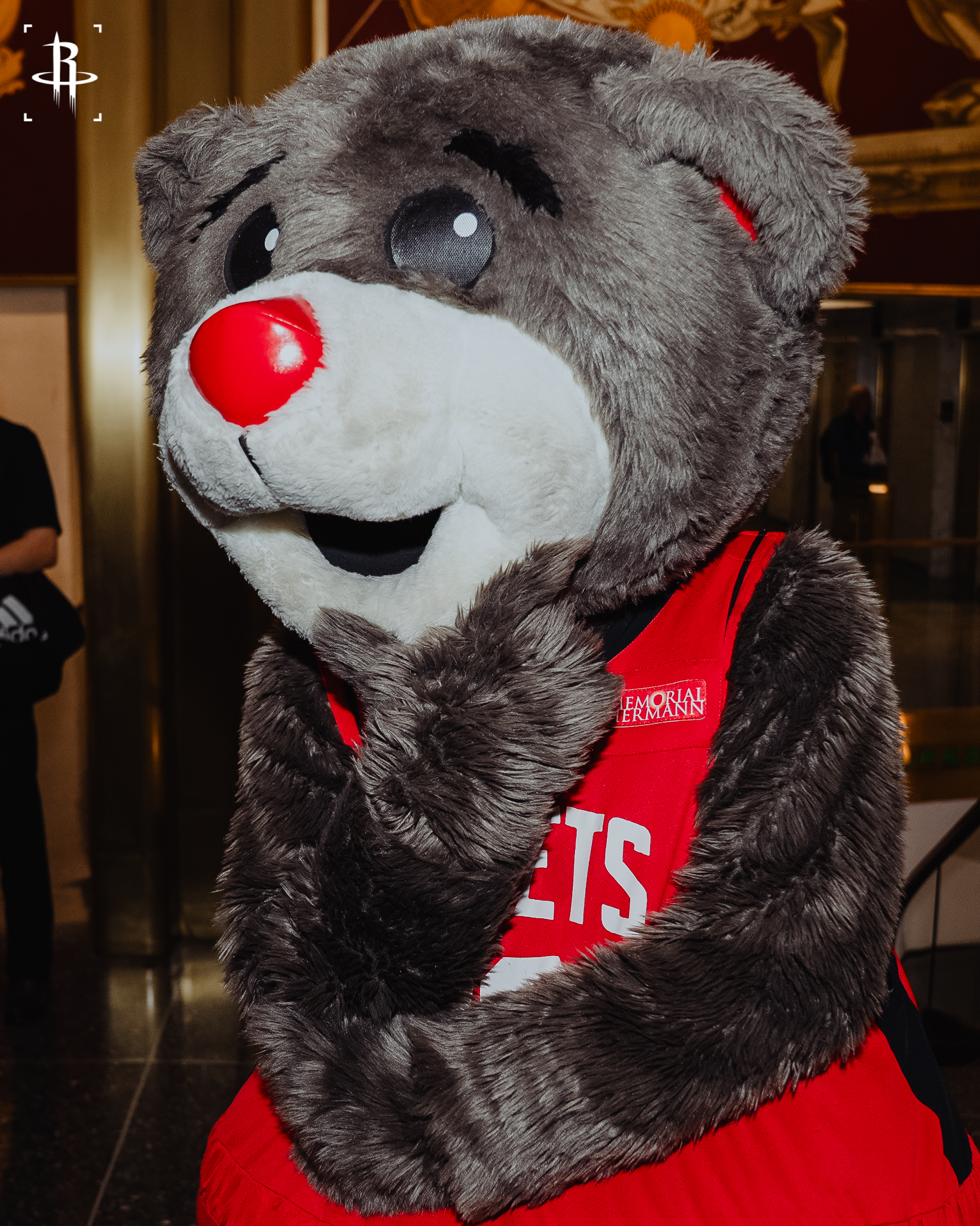 Clutch The Bear Visits the TODAY Show | Houston Rockets