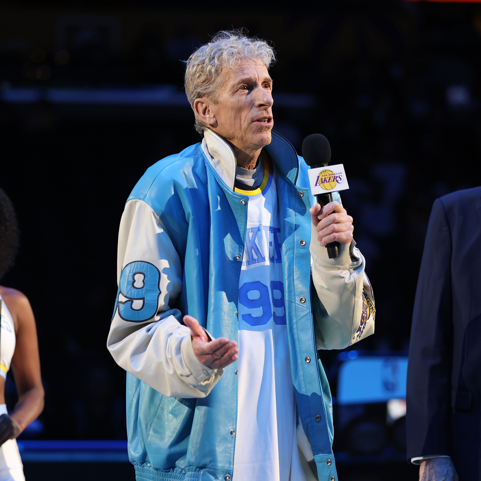 Mikan Jersey Retirement Ceremony Photo Gallery