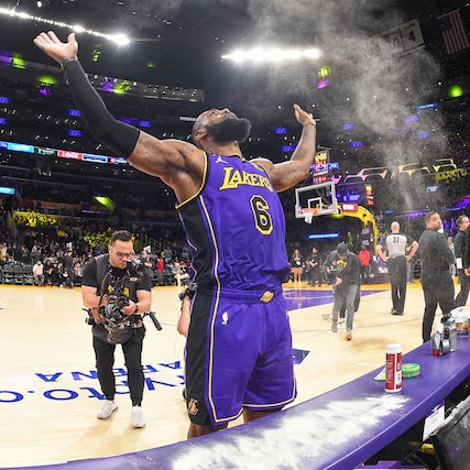 Photos: Lakers vs Hornets (12/23/22) | Los Angeles Lakers