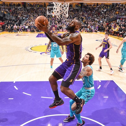Photos: Lakers vs Hornets (12/23/22) | Los Angeles Lakers