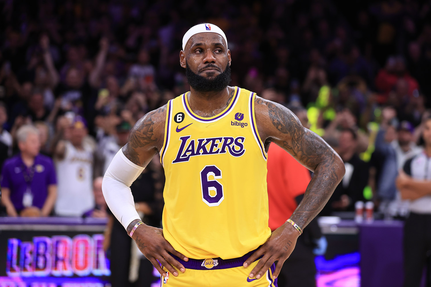 Lebron Ruler A Night In Photos: Watching LeBron Become the Scoring King