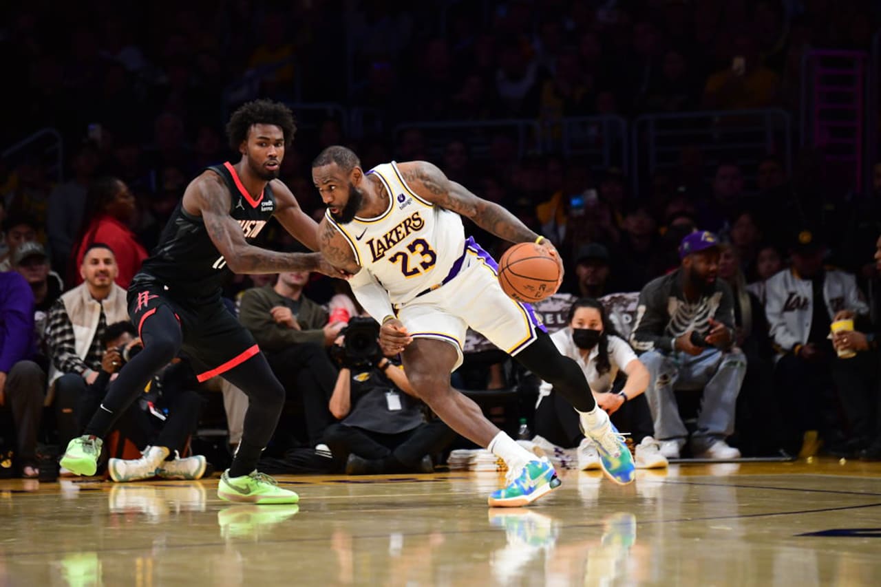 Photos: Lakers vs Rockets (11/19/23) | Los Angeles Lakers