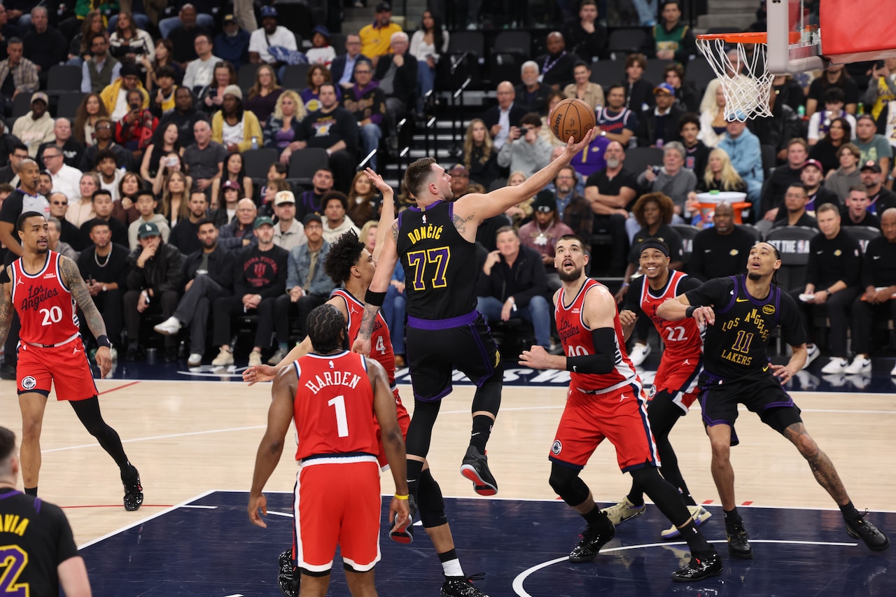 Luka Magic: Best of Dončić | Los Angeles Lakers