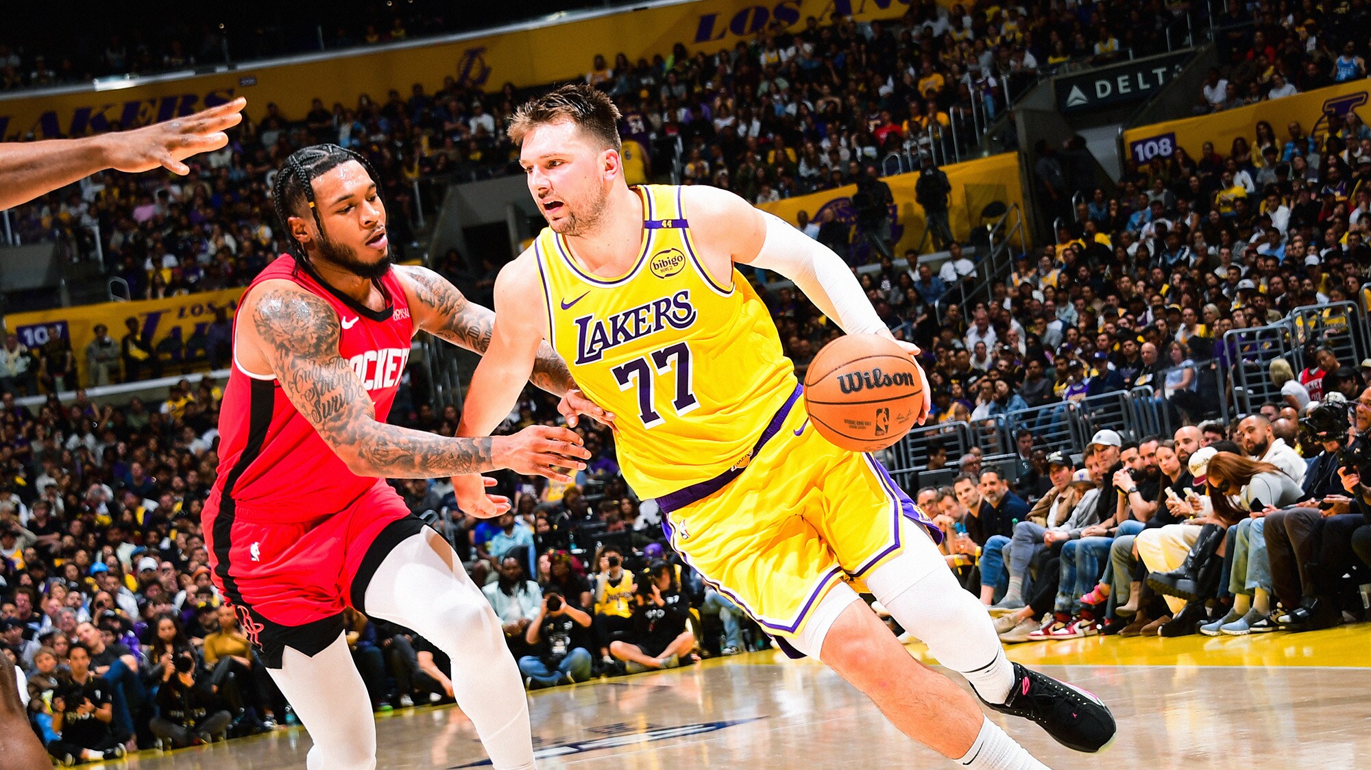 Luka Don i Forward Guard Los Angeles Lakers NBA
