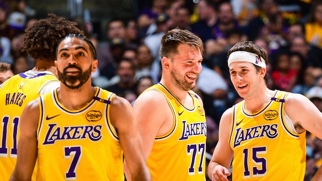 LA Clinch No. 3 Seed | Los Angeles Lakers