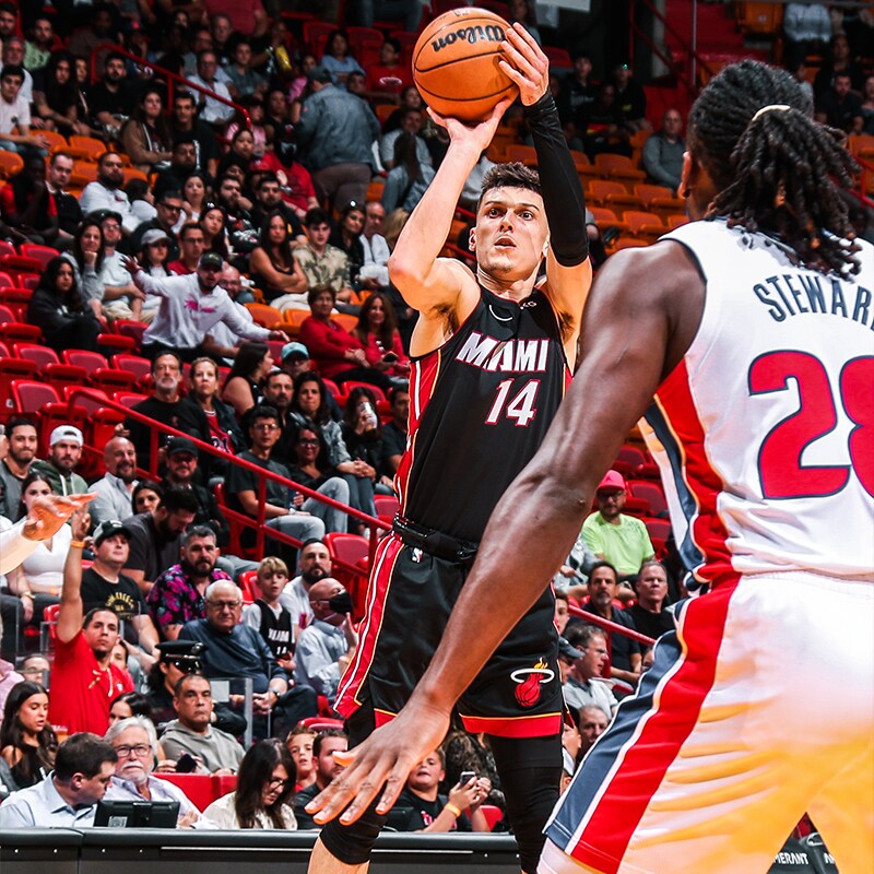 Through The Lens Pistons vs HEAT 12/06/22 Photo Gallery