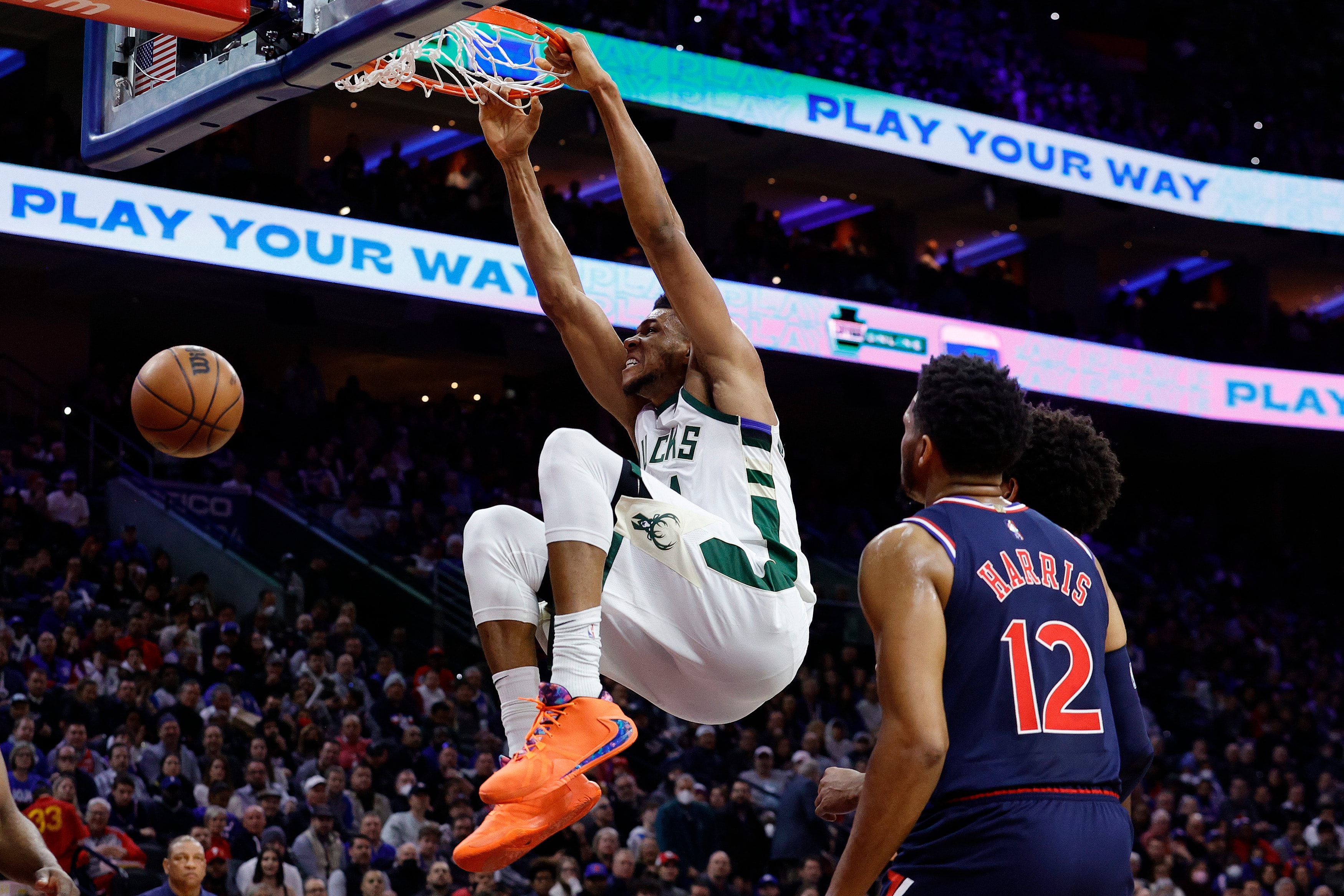 In Photos: Bucks 118 - 76ers 116 | 3.29.22 Photo Gallery