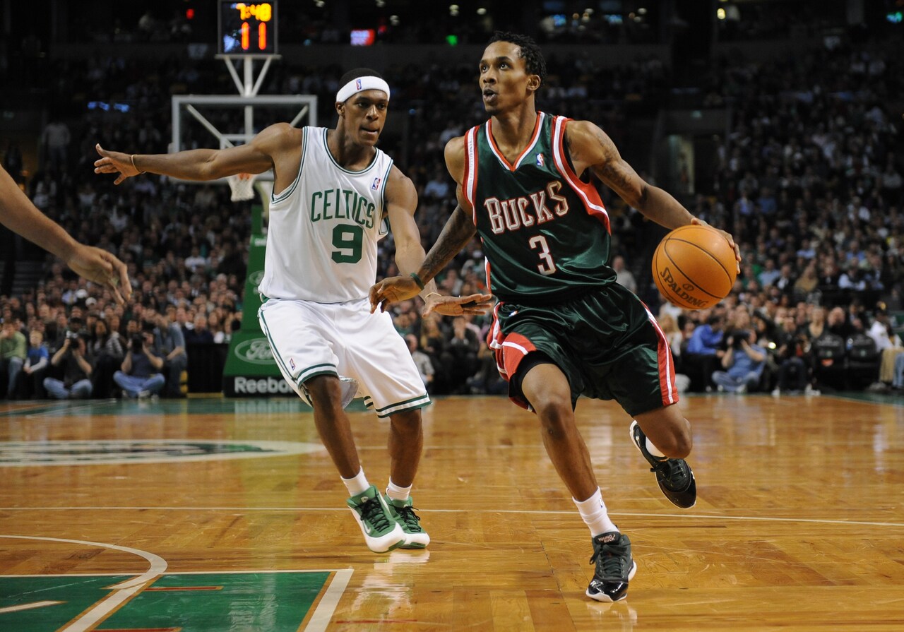 In Photos: Bucks vs Celtics throughout history | Milwaukee Bucks