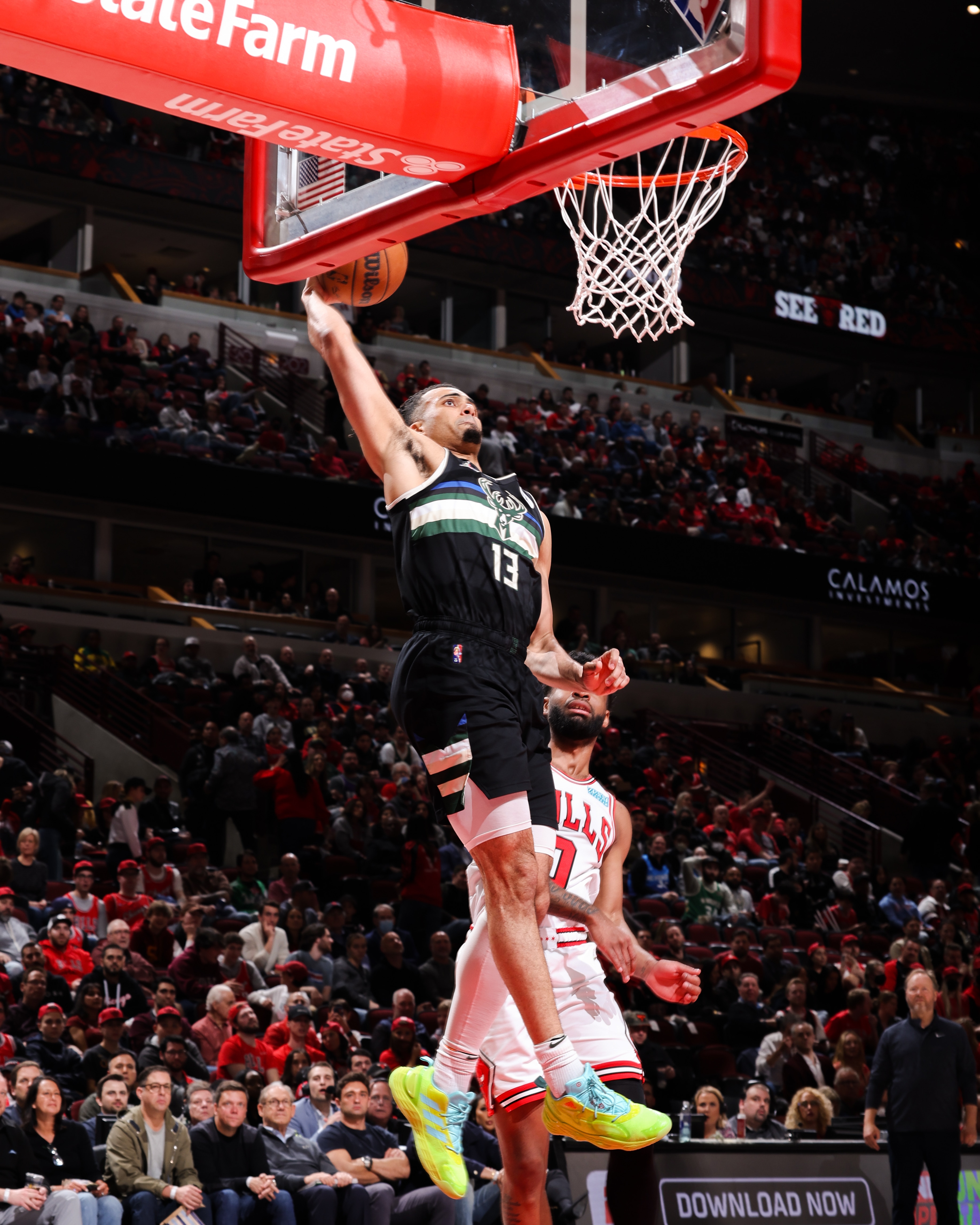 jordan nwora milwaukee bucks