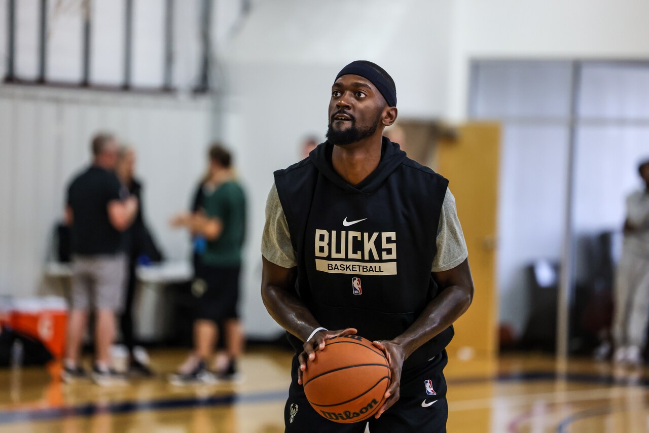 In Photos: Bucks Shootaround In OKC Photo Gallery | NBA.com