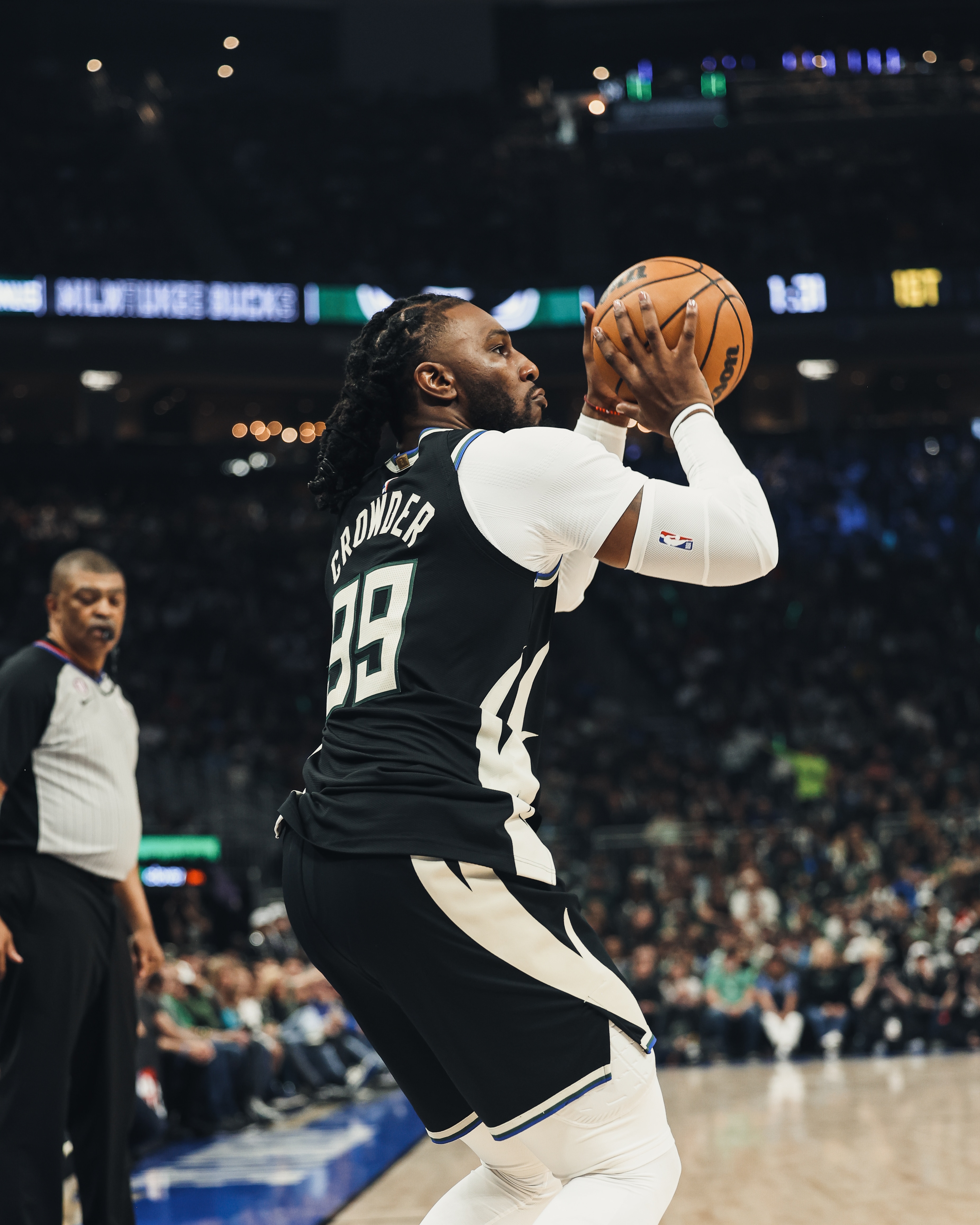 jae crowder sneakers