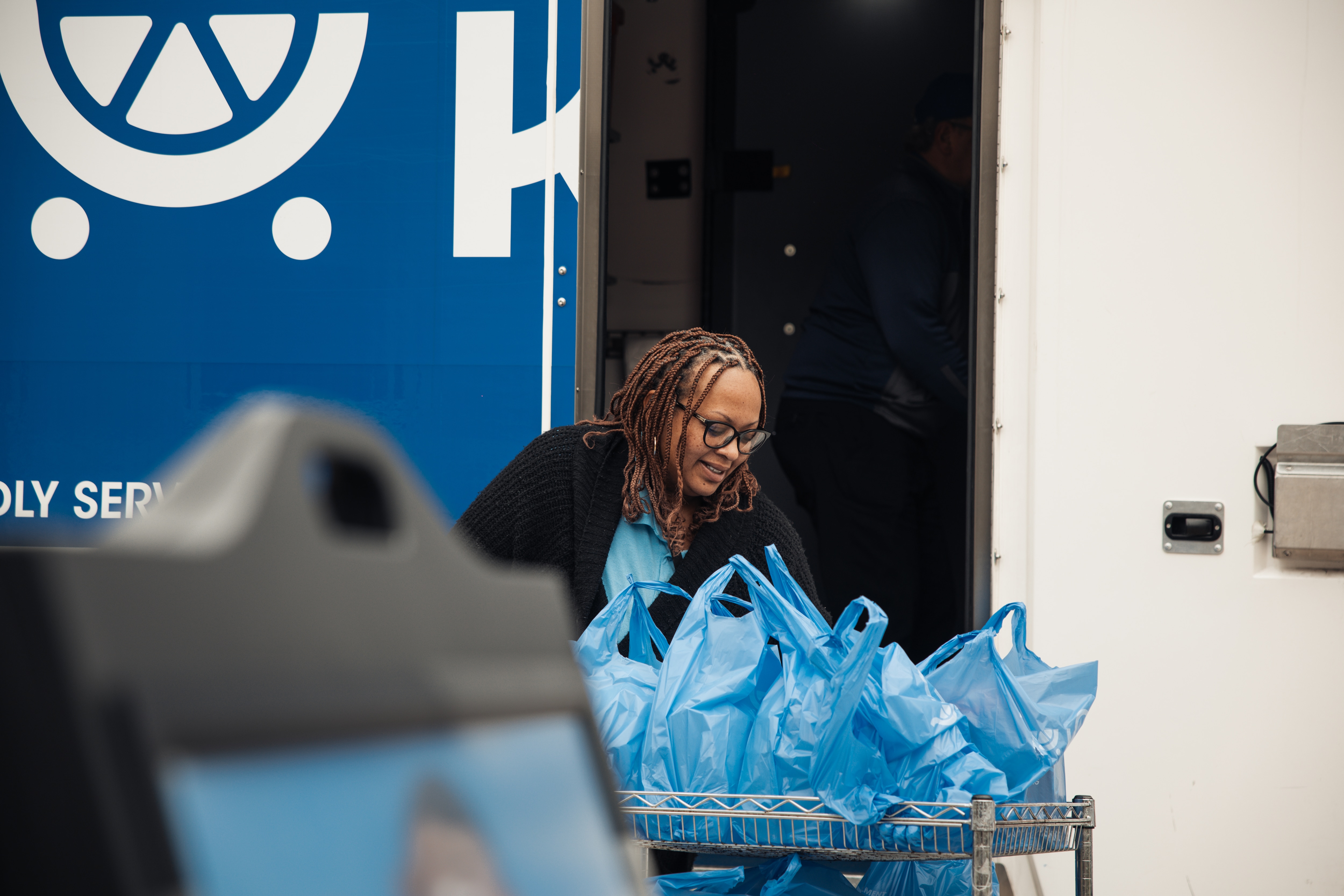 Milwaukee Bucks and Pick 'N Save Team Up for Seventh Consecutive Year ...