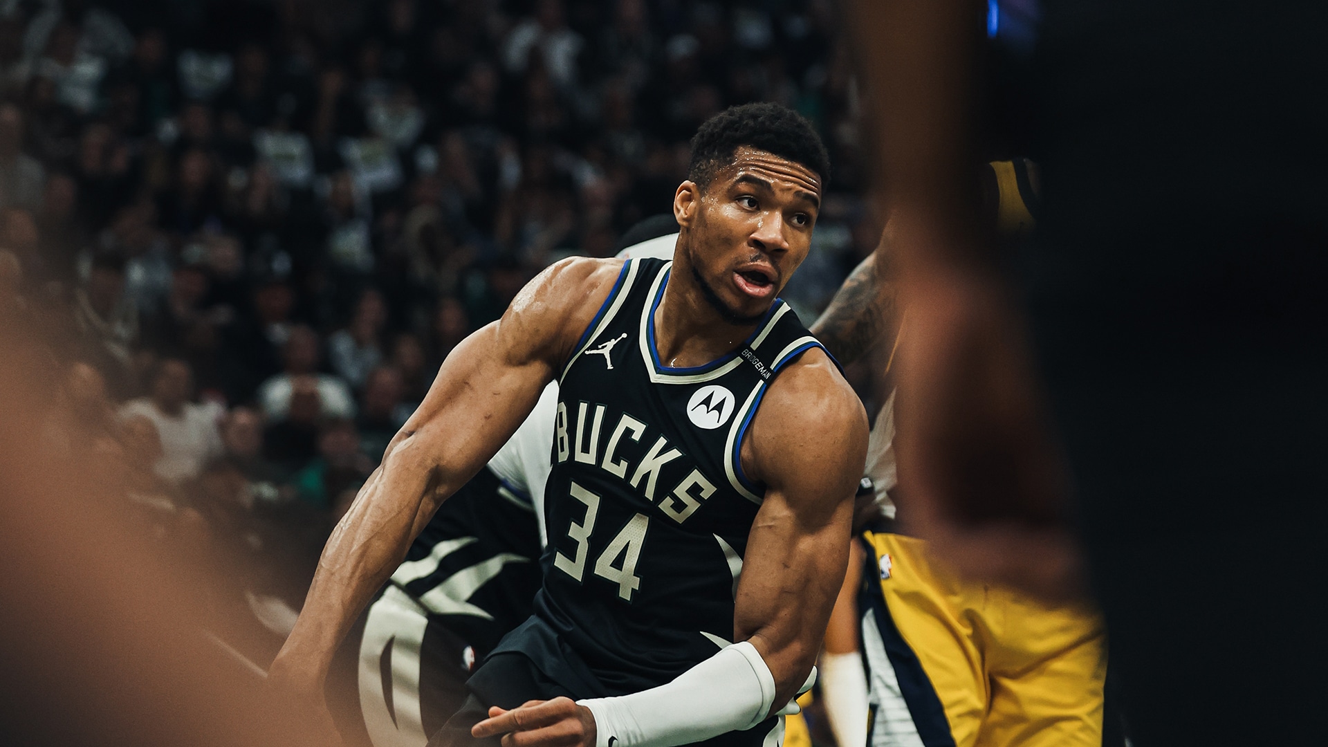Giannis Antetokounmpo | Forward | Milwaukee Bucks | NBA.com