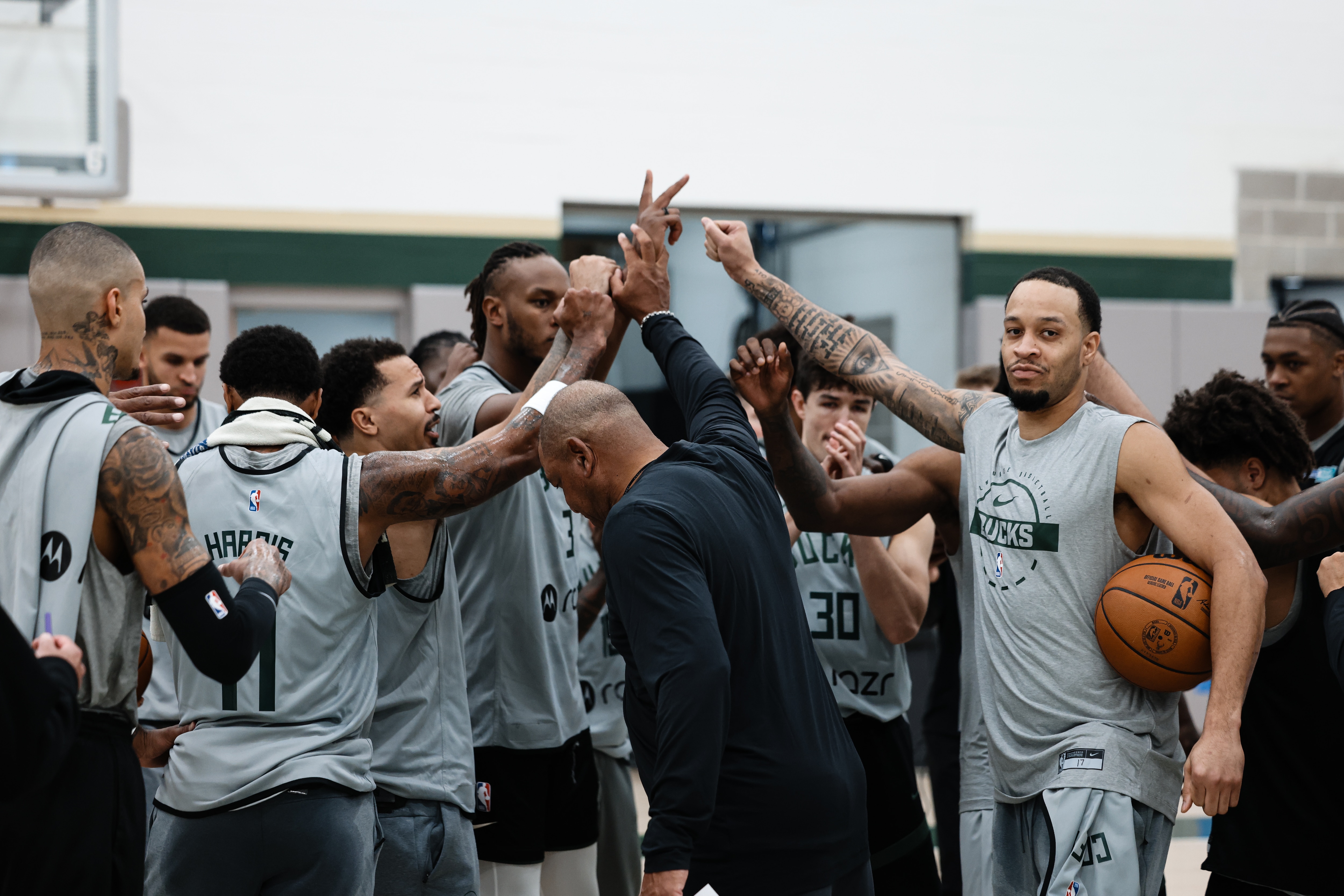 milwaukee bucks training camp
