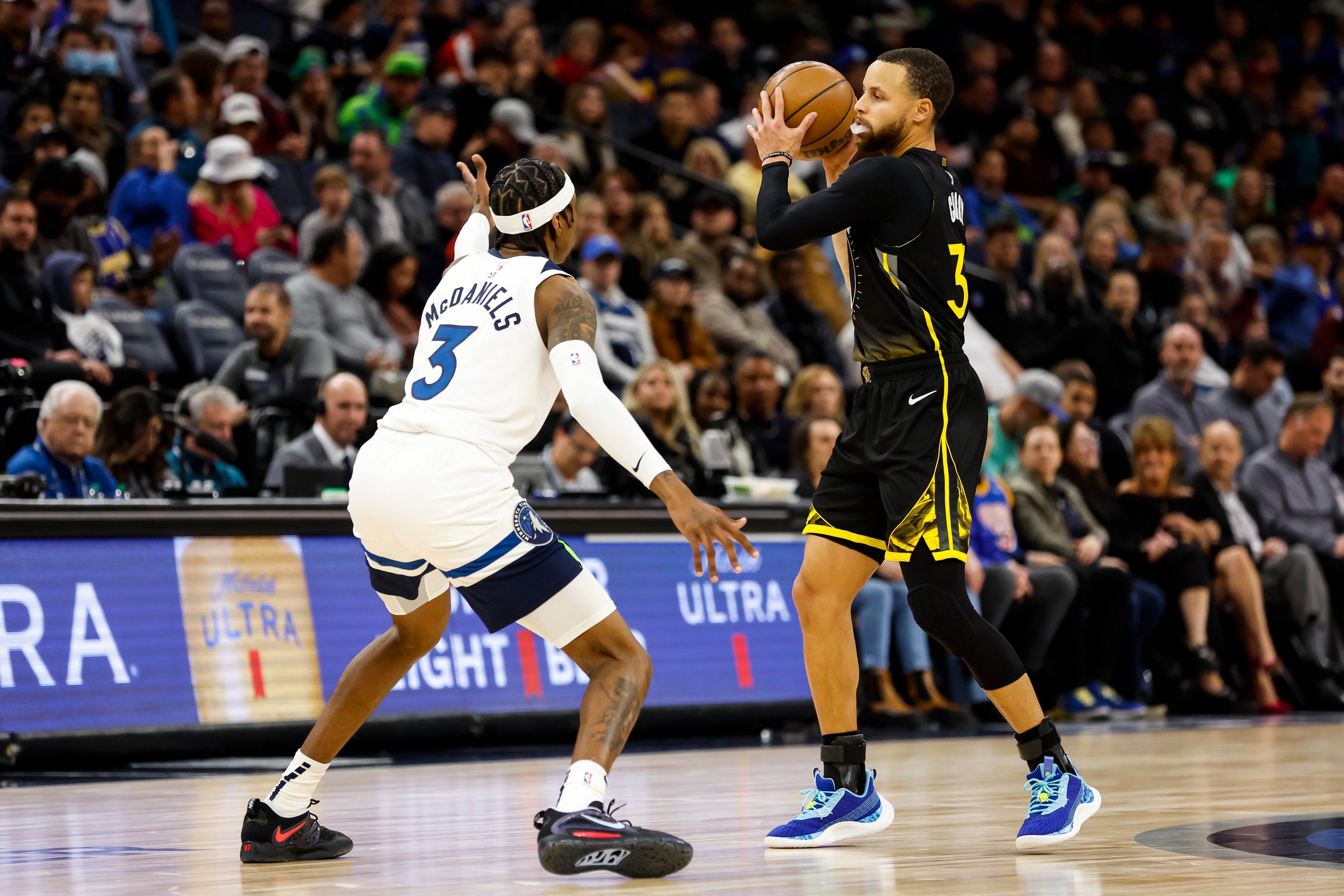 2223 Jaden McDaniels