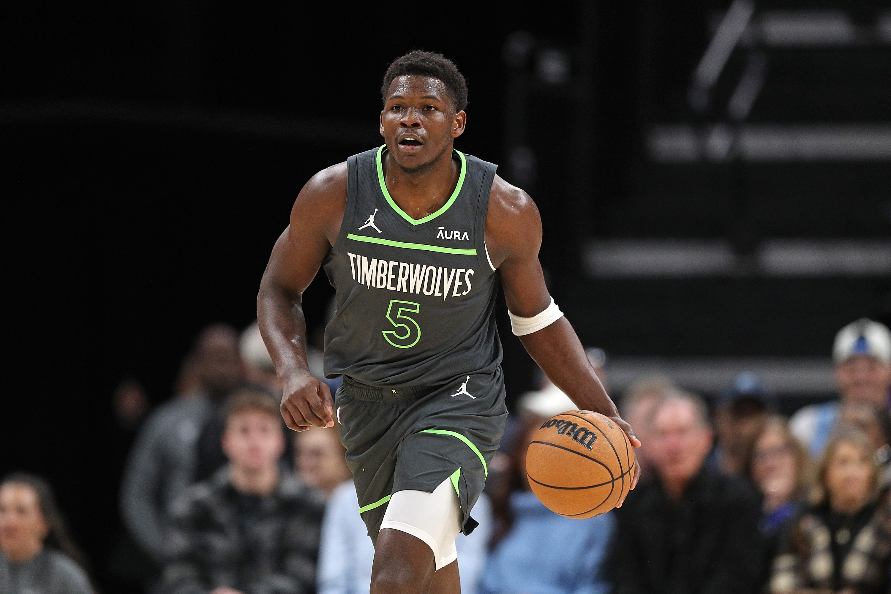 Wolves Pics: Wolves Beat Grizzlies | 11.26.23 Photo Gallery | NBA.com