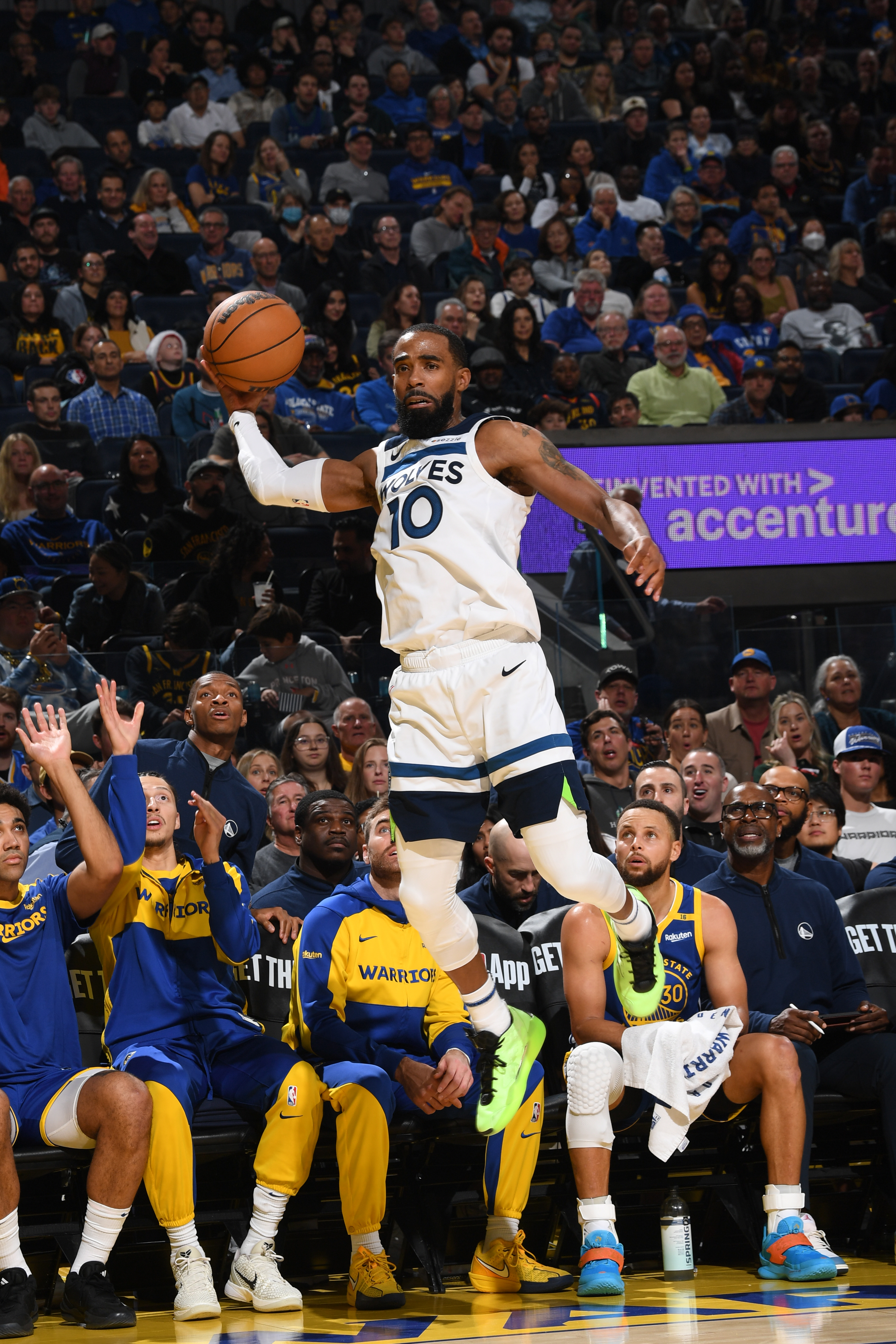 90 Timberwolves Wolves Pics: Wolves Take Down Warriors, 107-90 | Minnesota Timberwolves