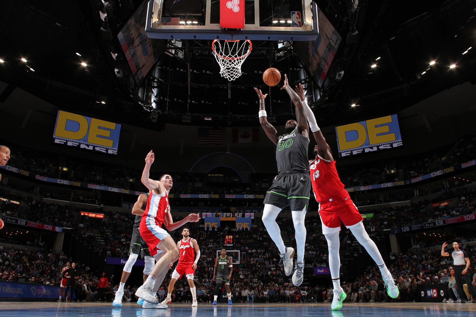 מינסוטה מארחת את ממפיס והבולס נגד הקאבס ברביעי / תומר שנאן