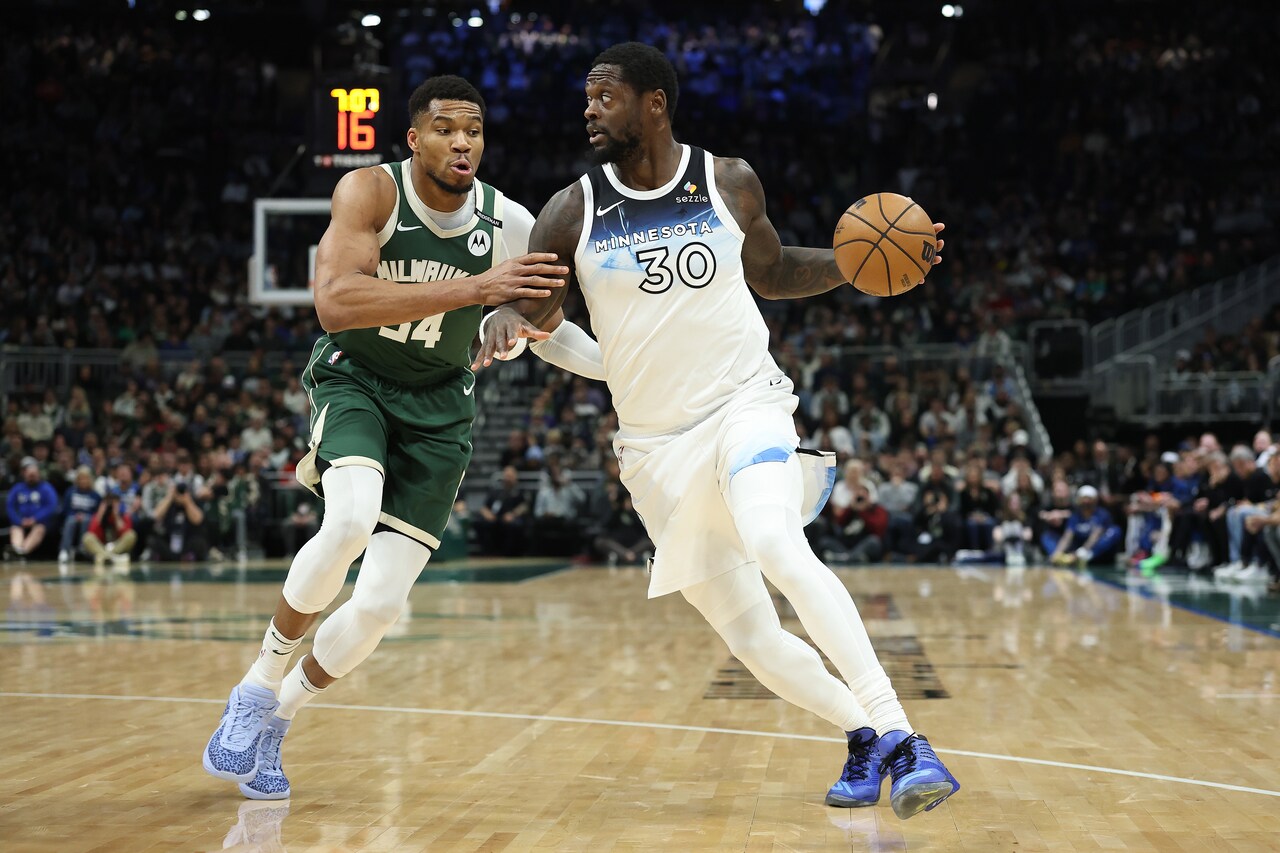 Wolves Pics: Wolves Lose To Bucks, 110-103 | 04.08.25 | Minnesota ...