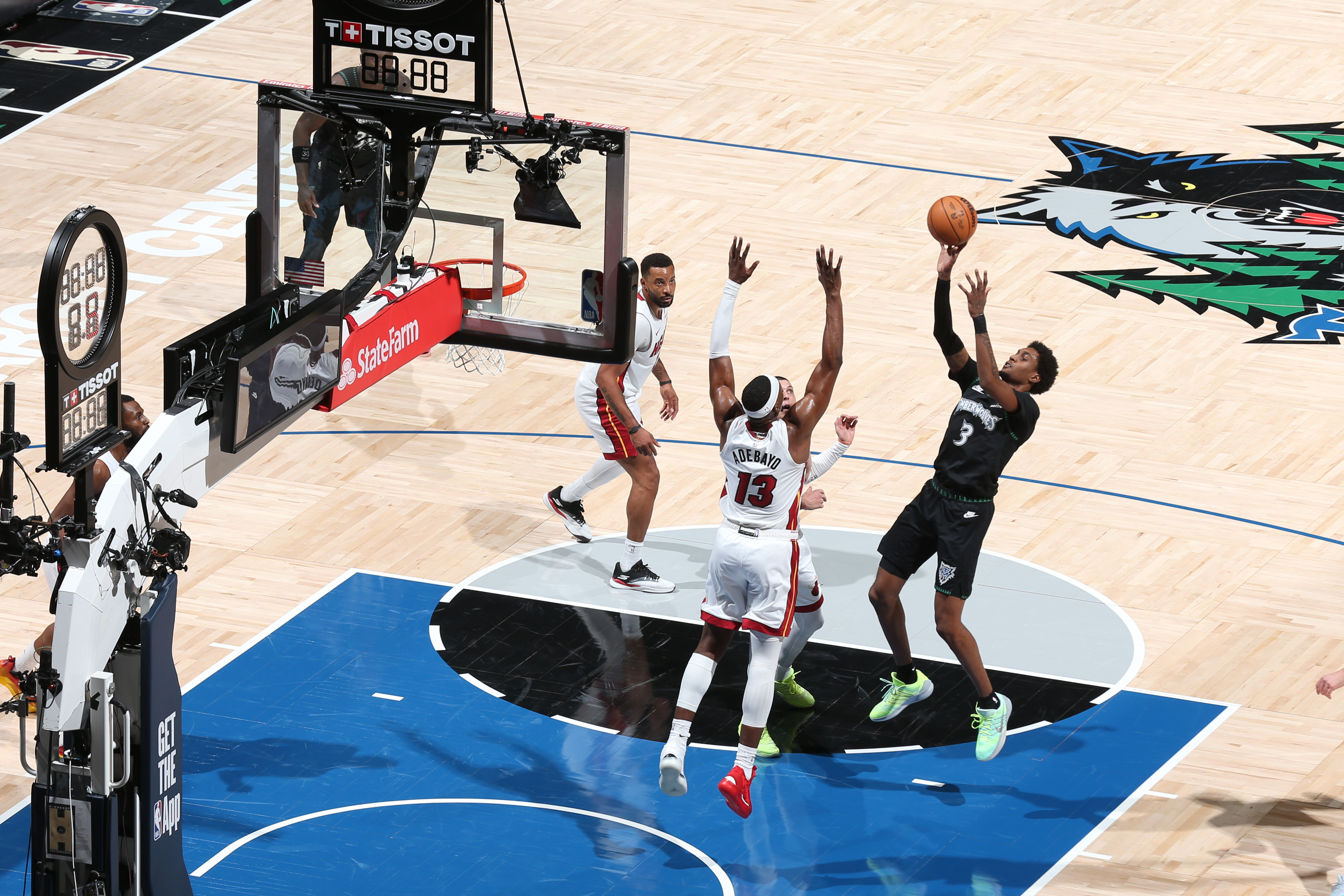 סיקור 6 משחקי שלישי / עמיחי קטן סיקור 6 משחקי שלישי / עמיחי קטן