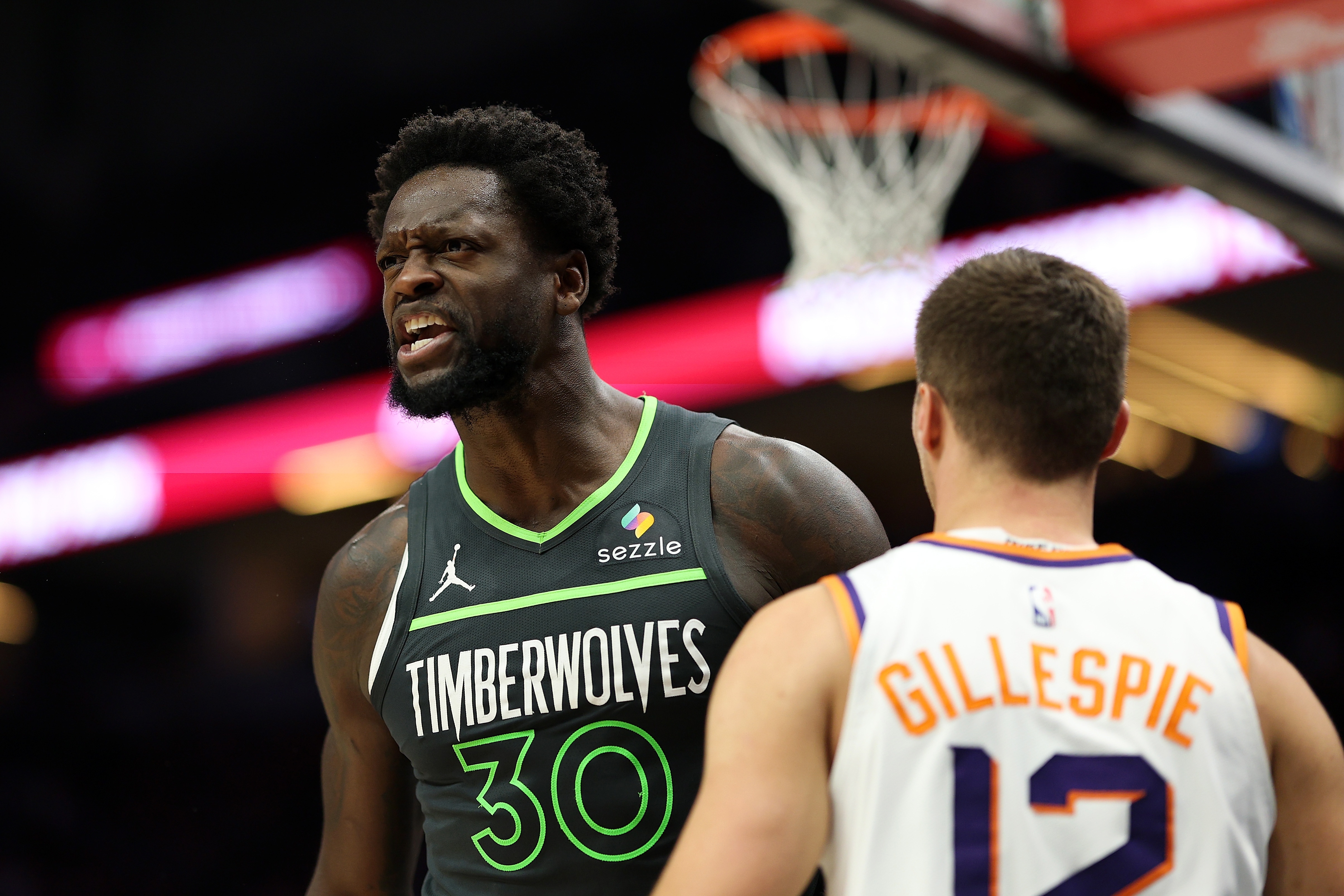 ウィンドブレーカー Sun-wolves Wolves Pics: Wolves Defeat Suns, 116-104 | 03.17.26 | Minnesota