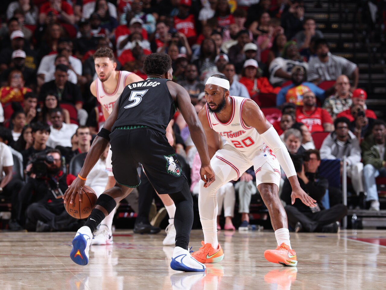 Timberwolves snap Rockets’ 8-game winning streak with a 136-132 victory ...