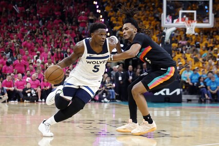 Wolves Pics: Wolves STEAL Game 1 at Spurs, 104-102 | 05.04.26 ...