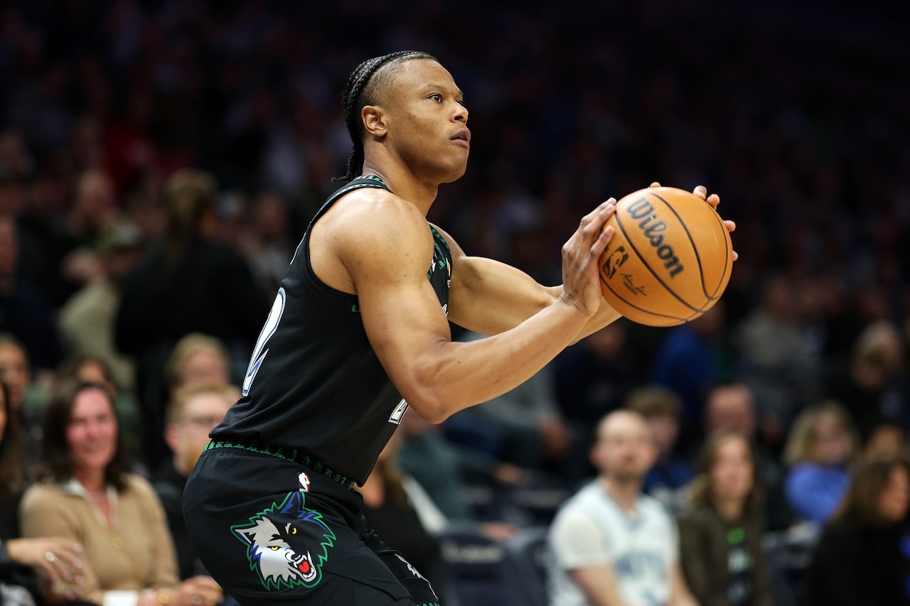 Timberwolves Re-Sign Jaylen Clark | Minnesota Timberwolves