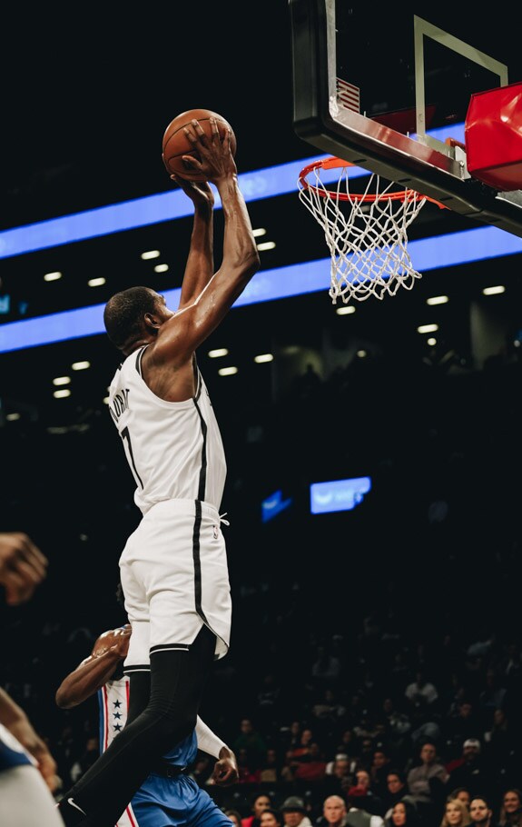 Gallery Nets vs. 76ers Photo Gallery