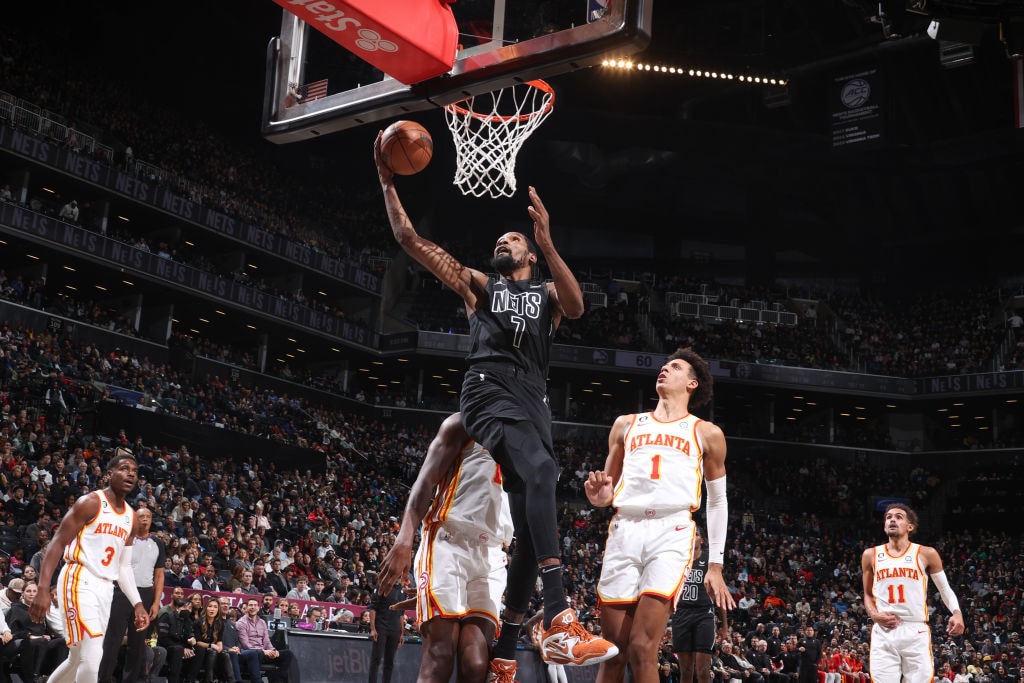 Gallery Nets vs. Hawks Photo Gallery