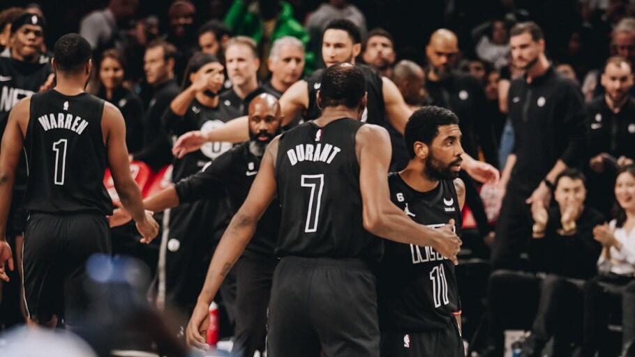 Gallery Nets vs. Hawks Photo Gallery