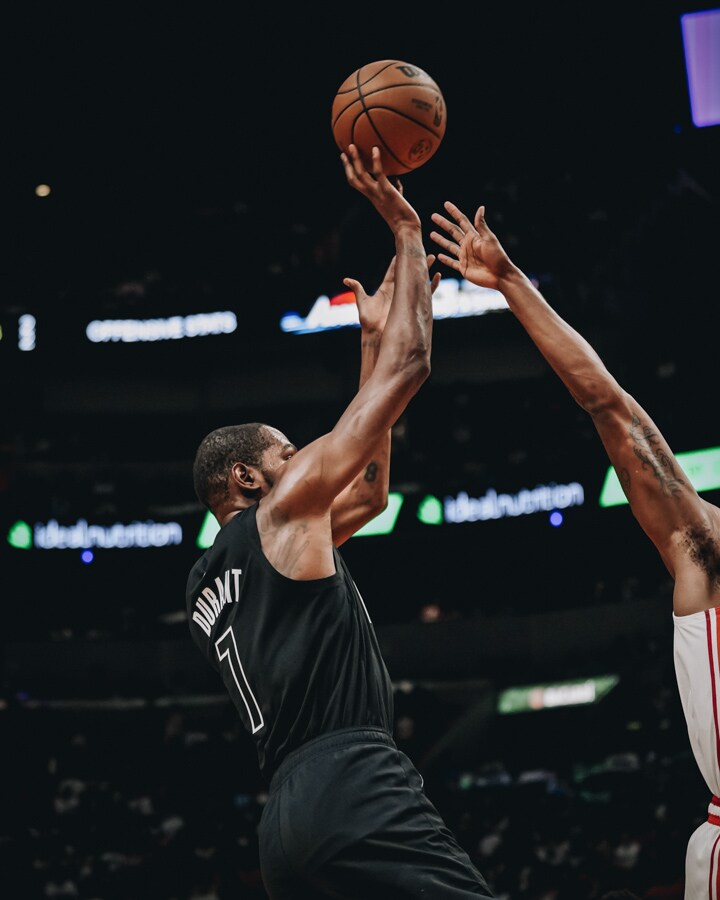 Gallery Nets vs. Heat Photo Gallery