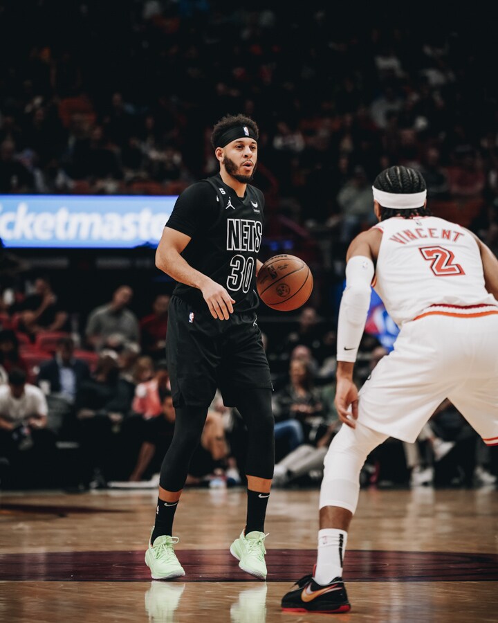 Gallery Nets vs. Heat Photo Gallery