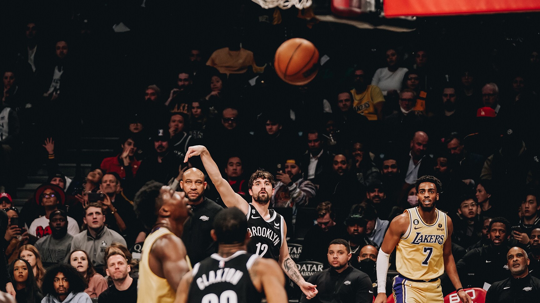 Gallery Nets vs. Lakers Photo Gallery