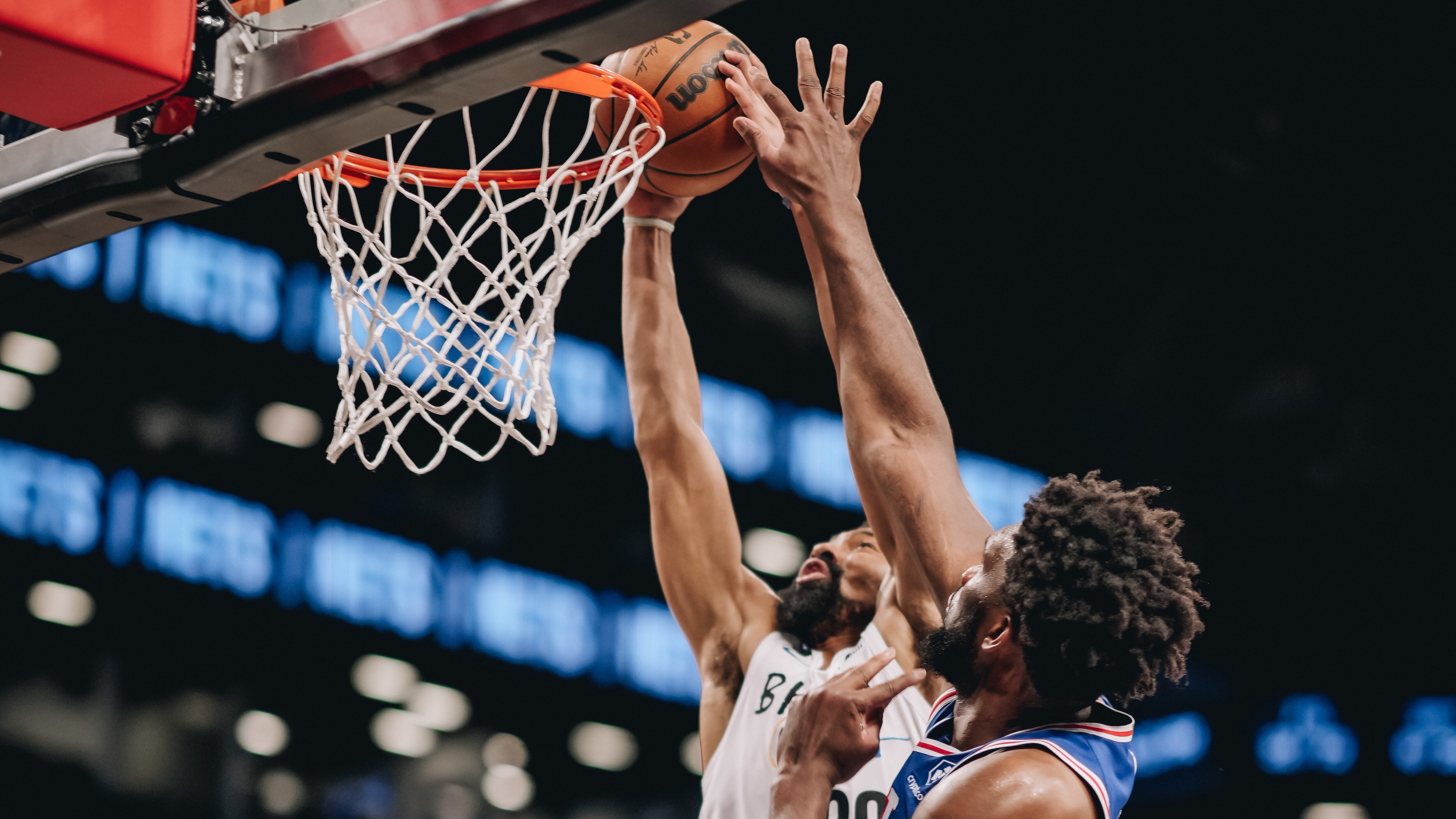 Gallery Nets vs. 76ers Photo Gallery