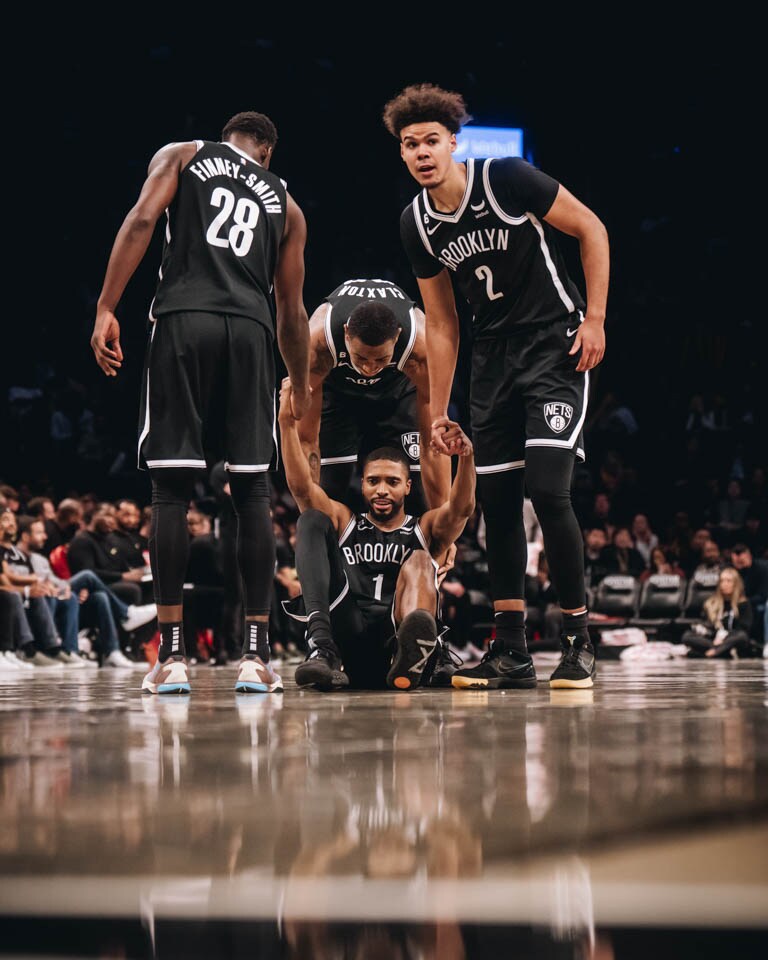 Gallery Nets vs. Jazz Photo Gallery