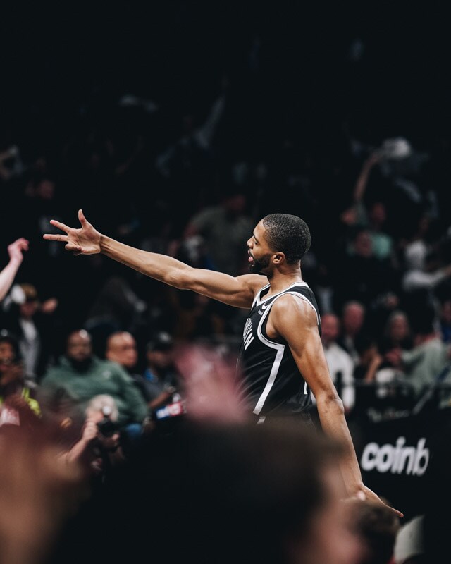 Gallery Nets vs. Sixers Game 3 Photo Gallery