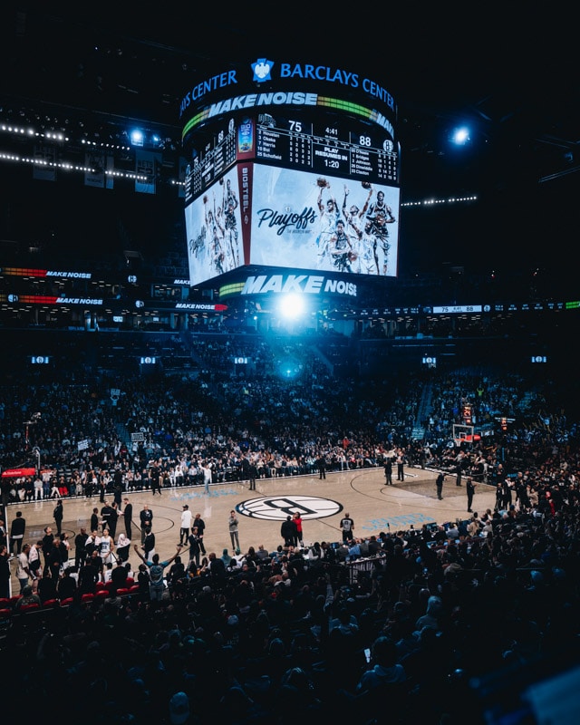 Gallery Nets vs. Magic Photo Gallery Gallery Nets vs. Magic Photo Gallery