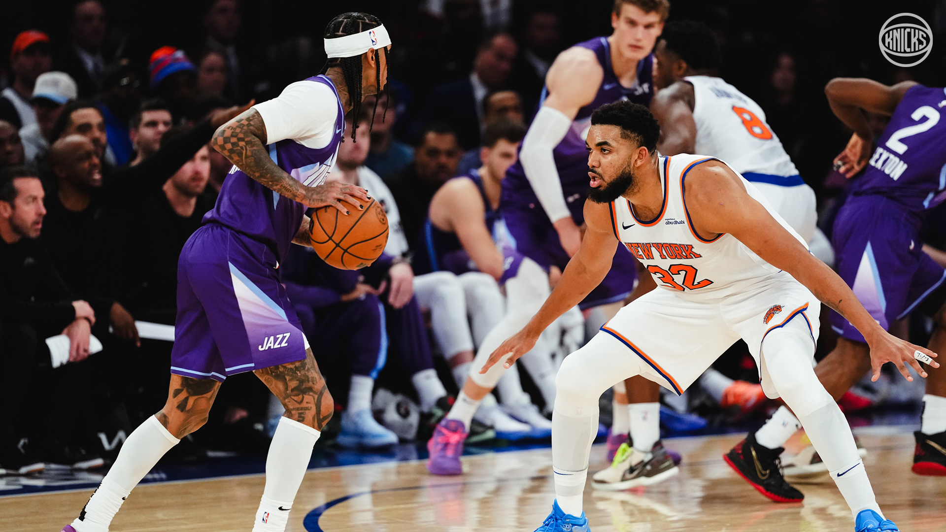 סיקור 8 משחקי רביעי / צוות הופס סיקור 8 משחקי רביעי / צוות הופס