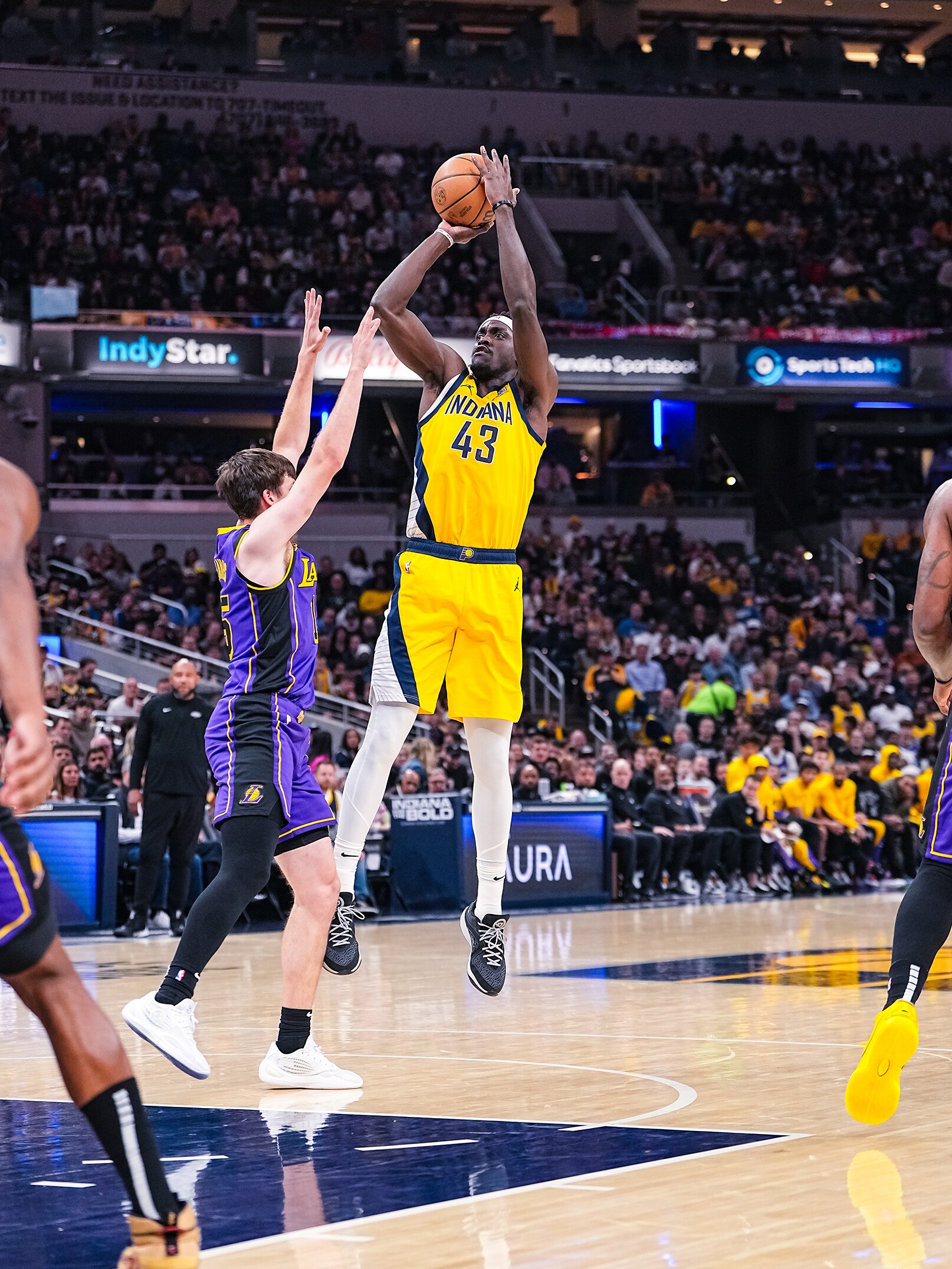Pacers 109, Lakers 90 Photo Gallery | NBA.com