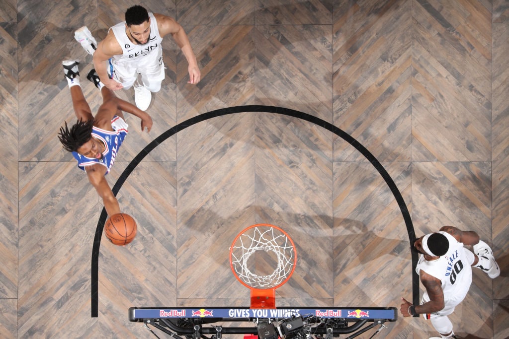 Slideshow-image: BROOKLYN, NY - FEBRUARY 11: Tyrese Maxey #0 of the Philadelphia 76ers drives to the basket during the game against the Brooklyn Nets on February 11...