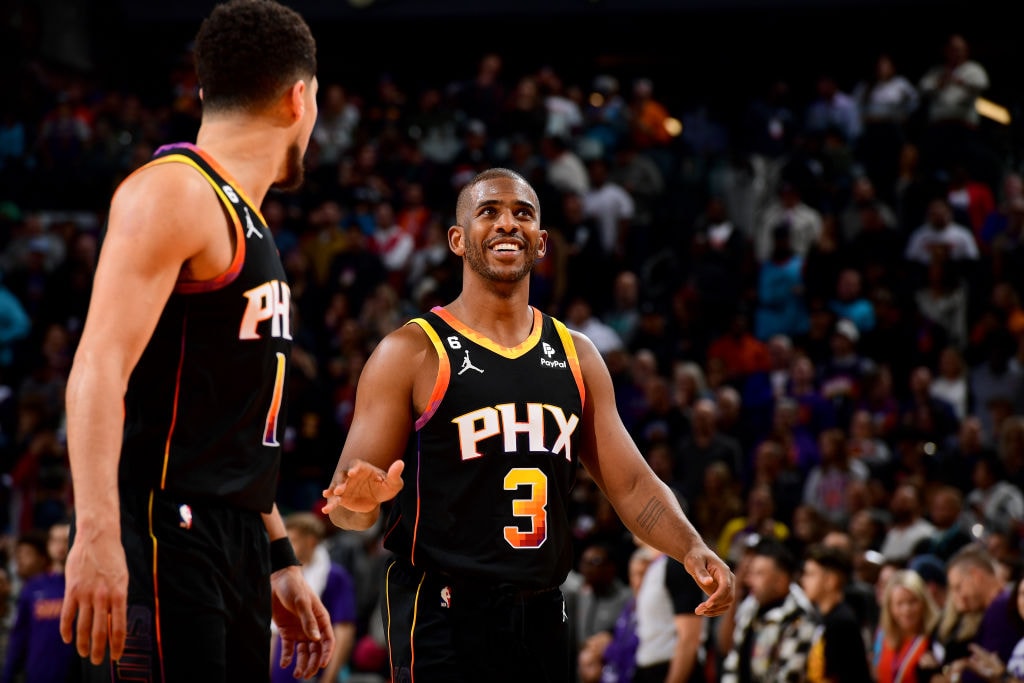 Suns vs Pelicans | 12.17.22 Photo Gallery | NBA.com