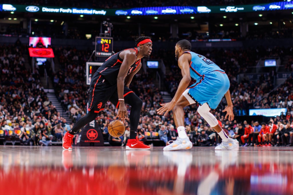 Suns at Raptors | 12.30.22 Photo Gallery | NBA.com