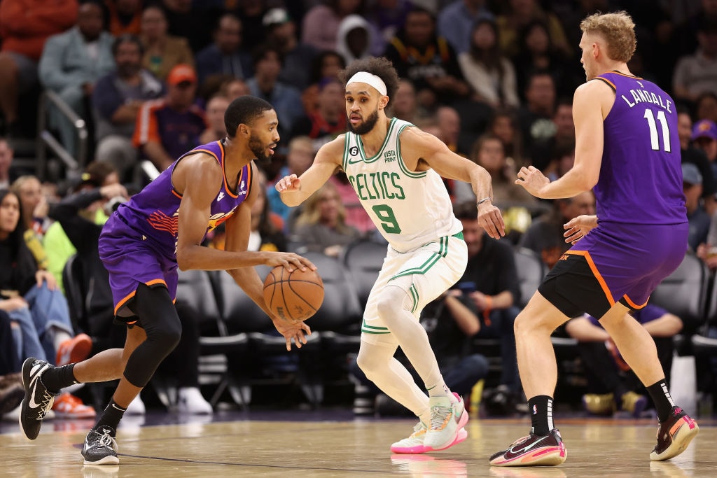 Suns vs Celtics December 7, 2022 Photo Gallery