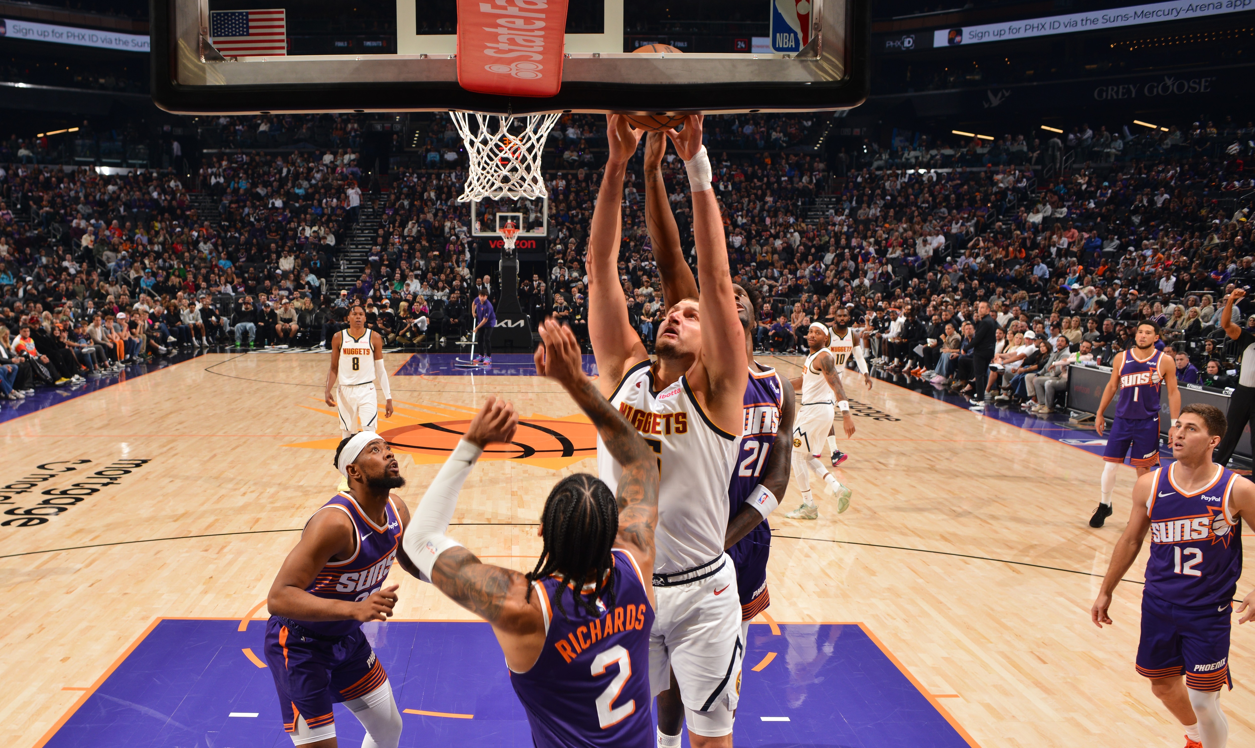 דנבר נגד פיניקס ועוד שלושה משחקים בשלישי / רועי ויינברג