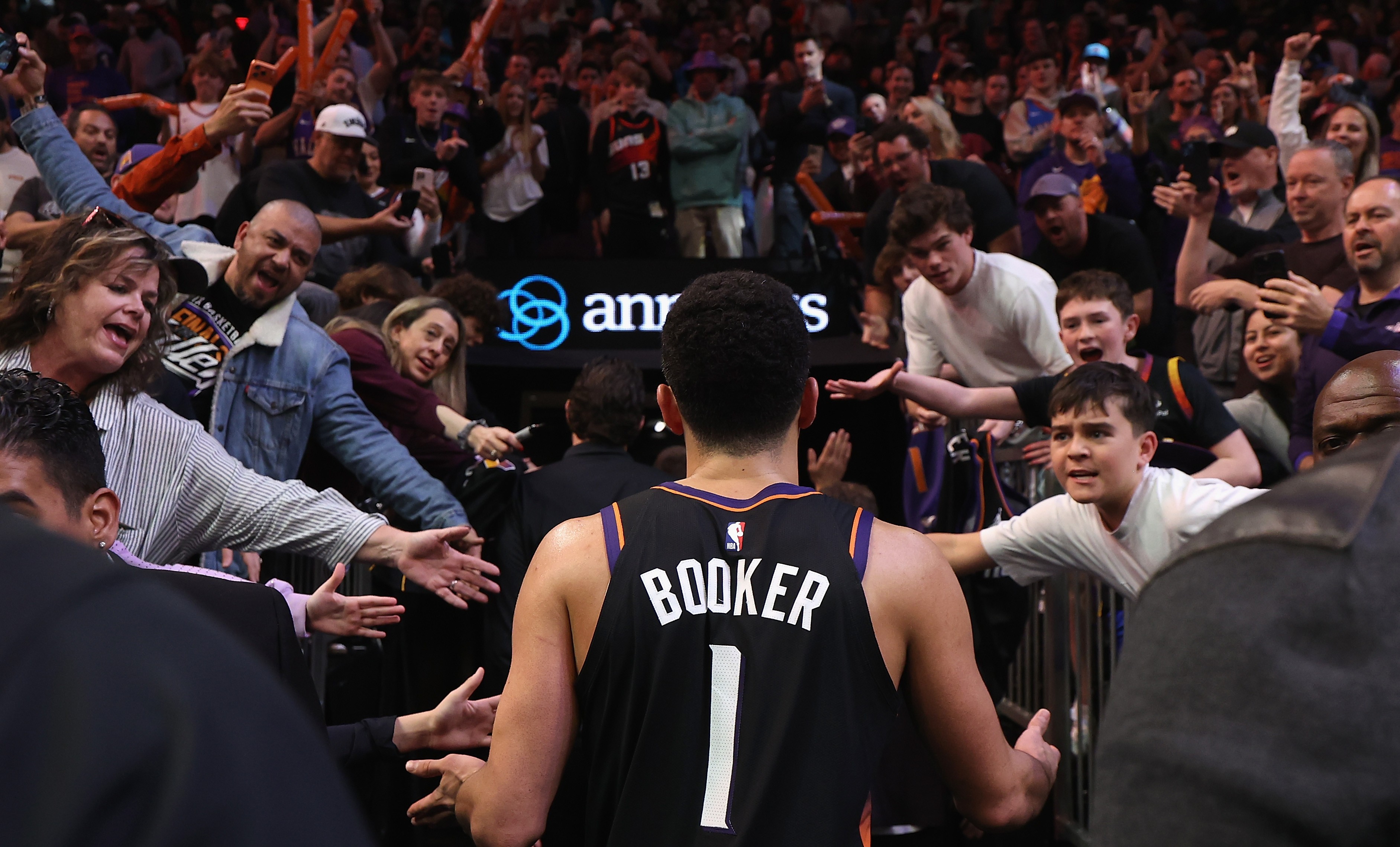 Built by the Fans: Suns Reach 200th Consecutive Sellout Milestone