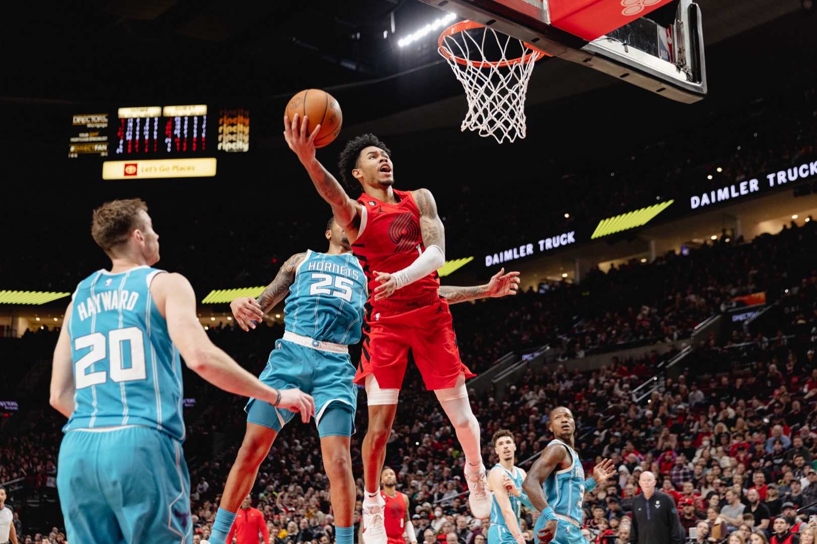 PHOTOS » Trail Blazers vs Hornets on December 26, 2022 Photo Gallery